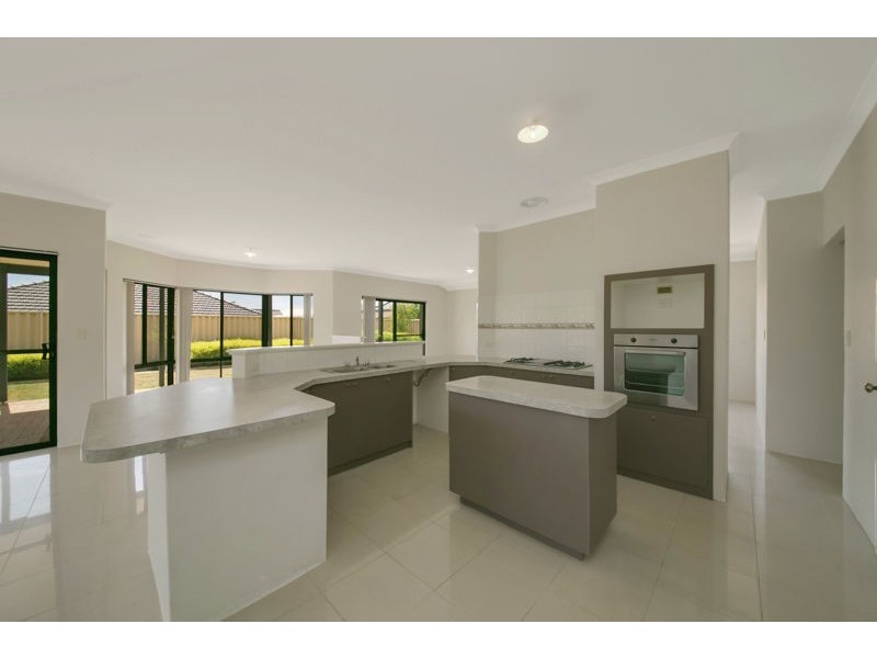 27 Jouissance Bend, Atwell WA 6164