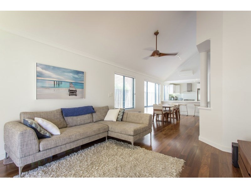 100 Clydesdale Street, Como WA 6152