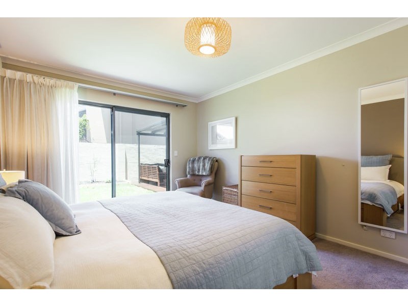 100 Clydesdale Street, Como WA 6152