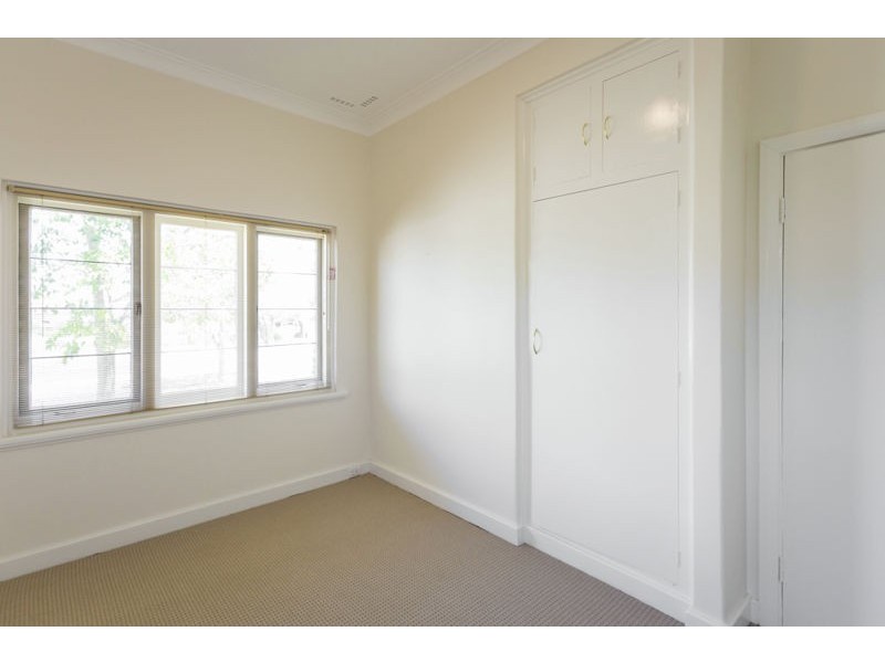 20 Barker Avenue, Como WA 6152