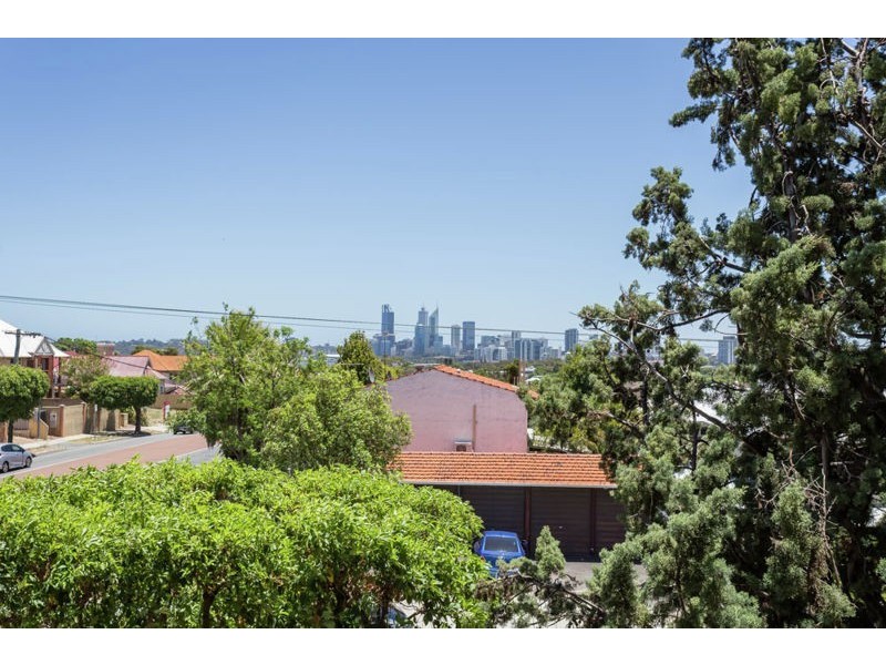 18/80 King George Street, Victoria Park WA 6100