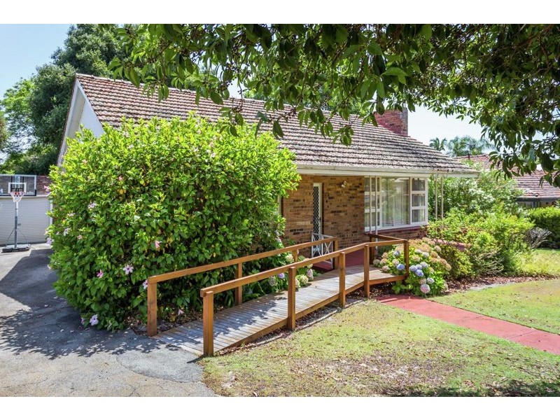 20 Crawshaw Crescent, Manning WA 6152