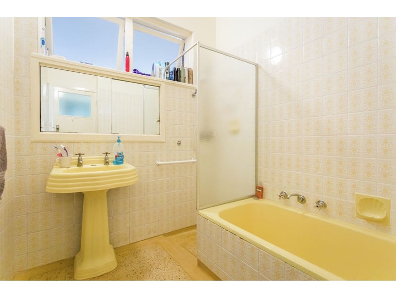 20 Crawshaw Crescent, Manning WA 6152