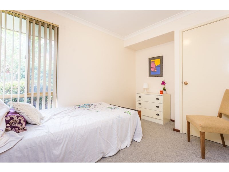 8A Letchworth Centre Avenue, Salter Point WA 6152