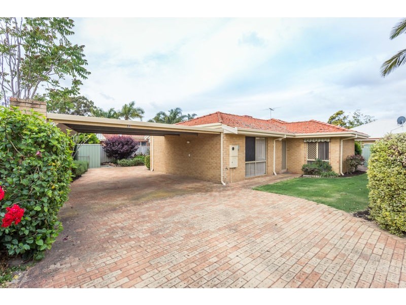 8A Letchworth Centre Avenue, Salter Point WA 6152