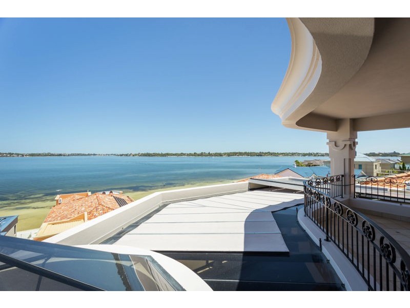 12D Fraser Road, Applecross WA 6153