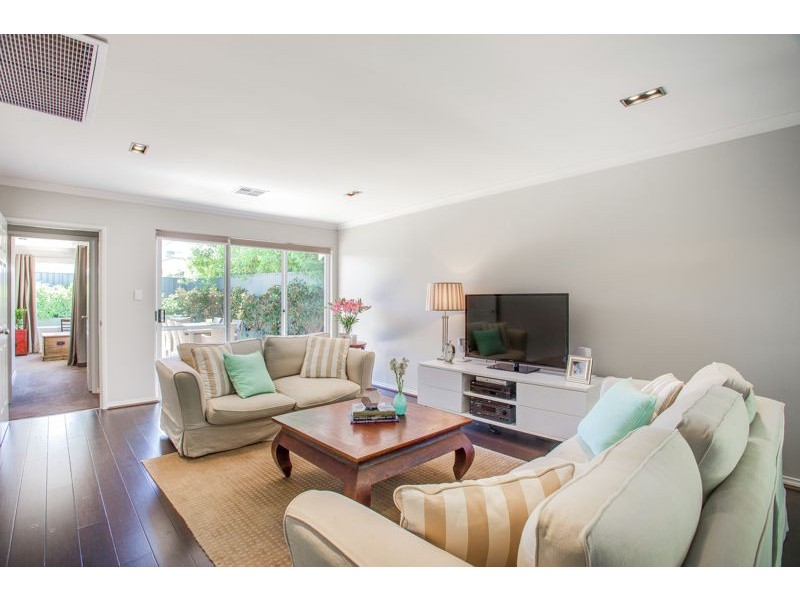 2/39 Bruce Street, Como WA 6152