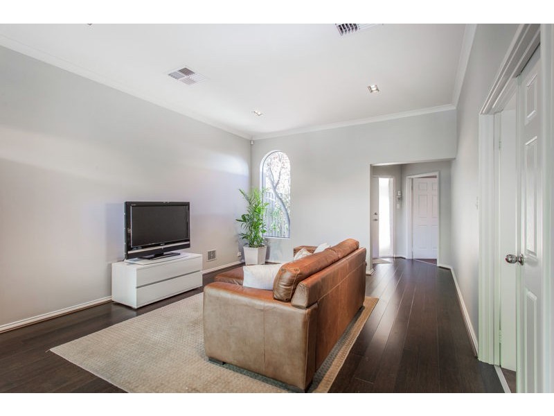 2/39 Bruce Street, Como WA 6152