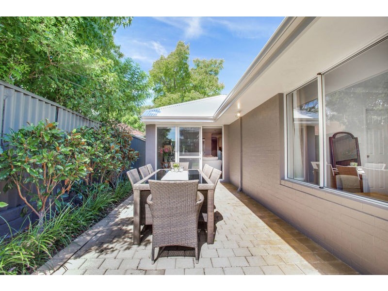 2/39 Bruce Street, Como WA 6152