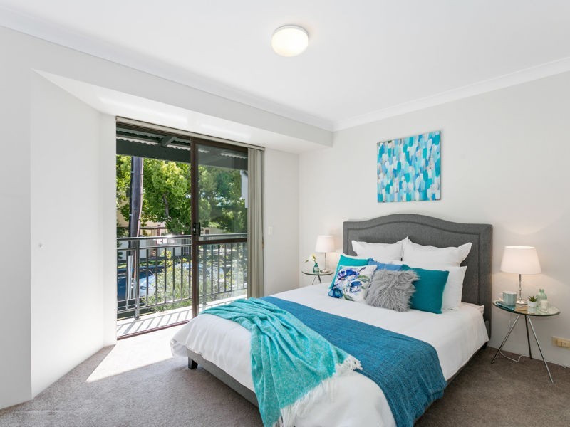 4/360 Mill Point Road, South Perth WA 6151