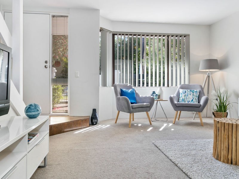 4/360 Mill Point Road, South Perth WA 6151