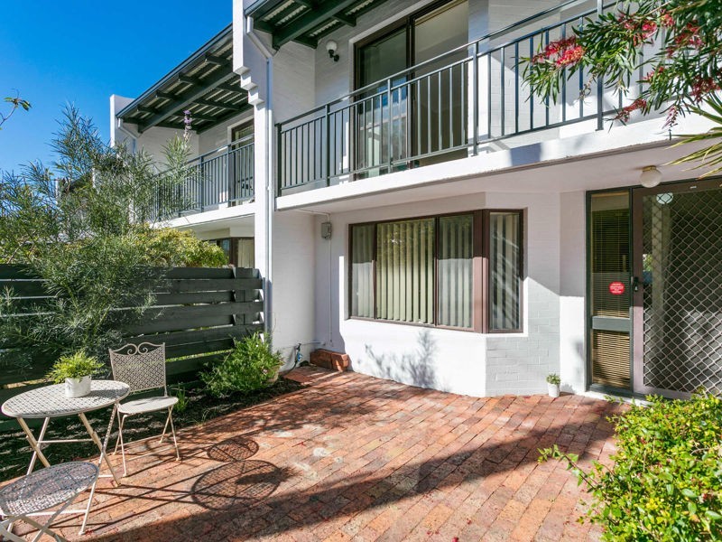 4/360 Mill Point Road, South Perth WA 6151