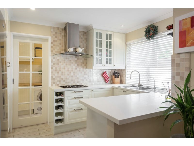 4/10 Eric Street, Como WA 6152