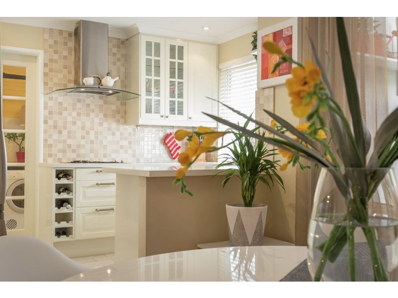 4/10 Eric Street, Como WA 6152