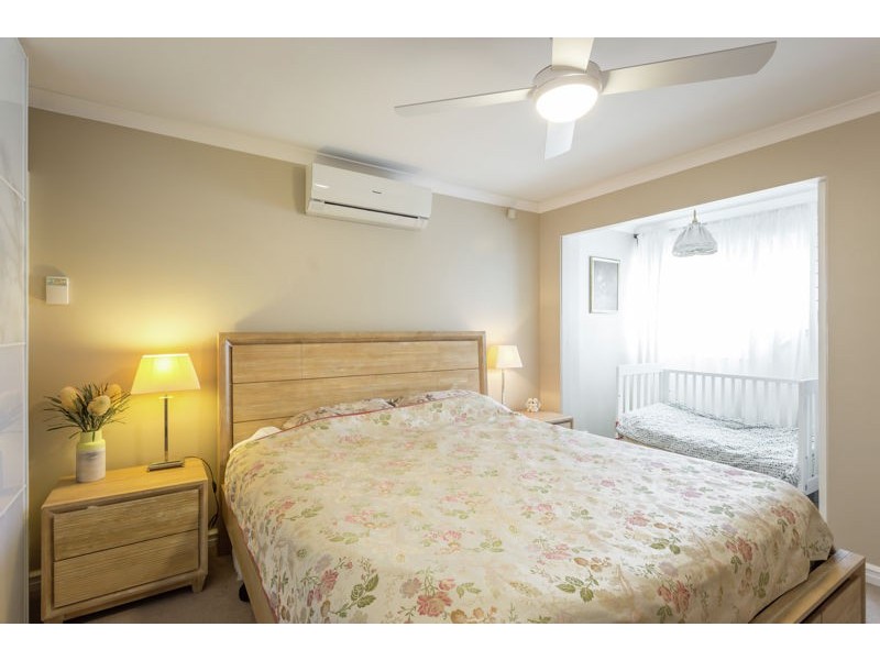 4/10 Eric Street, Como WA 6152