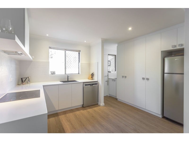4/62 Axford Street, Como WA 6152