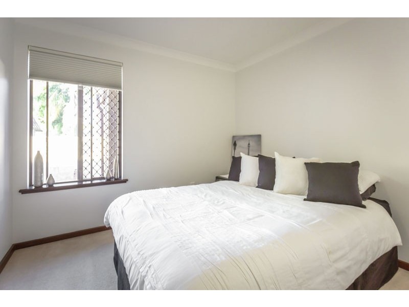 4/62 Axford Street, Como WA 6152