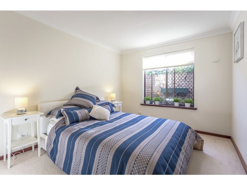 4/62 Axford Street, Como WA 6152