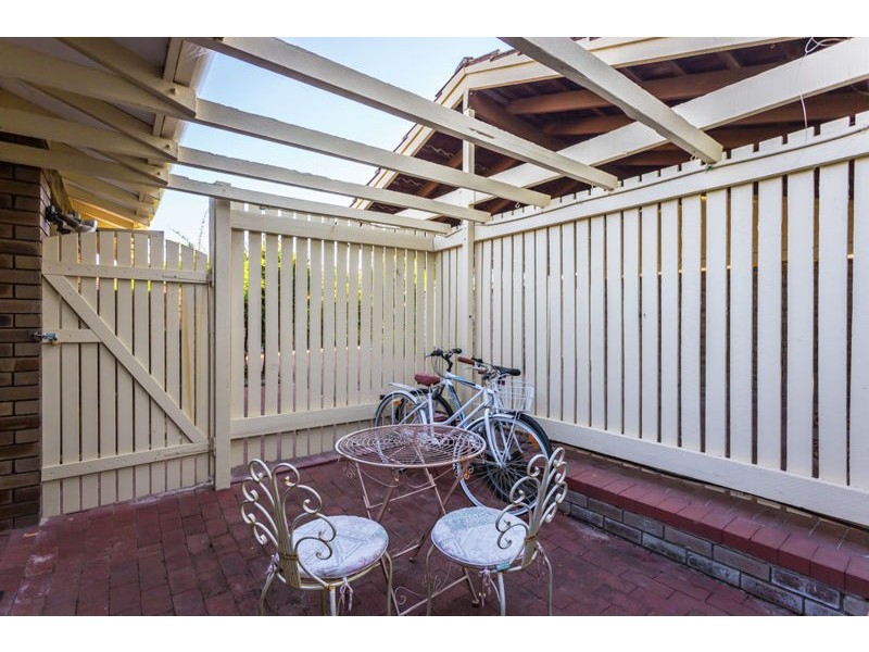 4/62 Axford Street, Como WA 6152