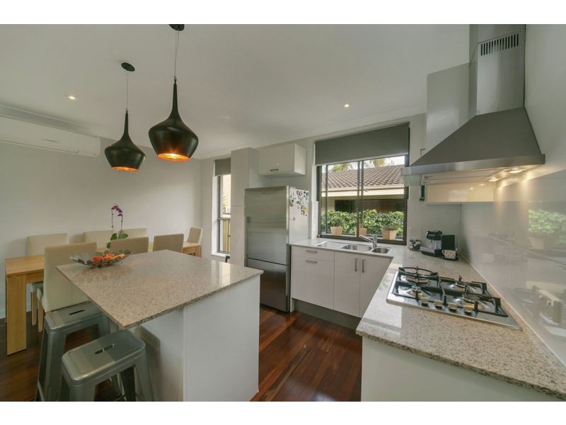 1/99 Mary Street, Como WA 6152