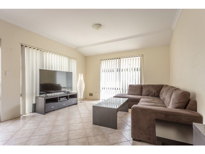 1/134 Manning Road, Manning WA 6152