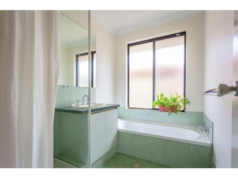1/134 Manning Road, Manning WA 6152