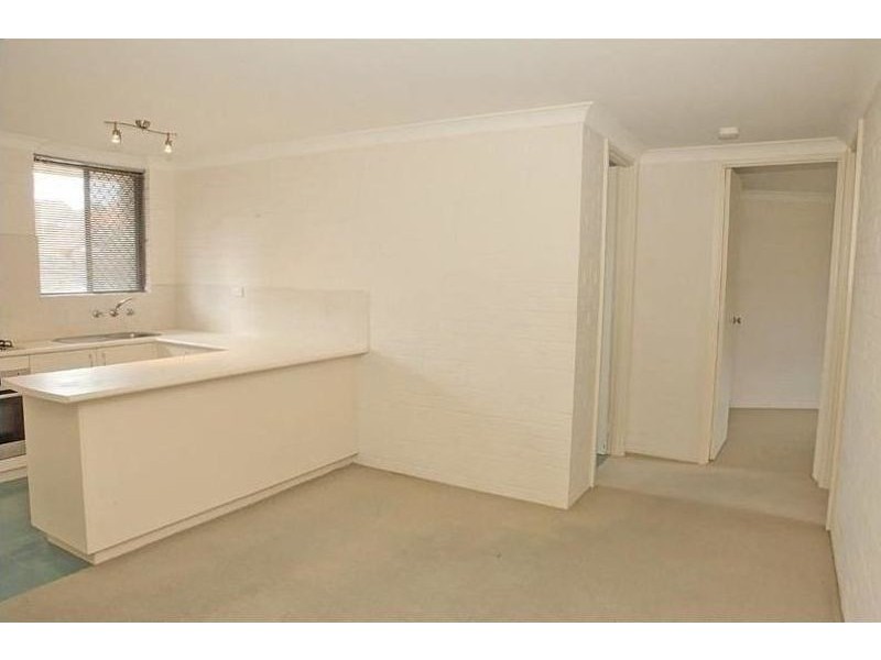 10/2 Bennelong Place, Leederville WA 6007