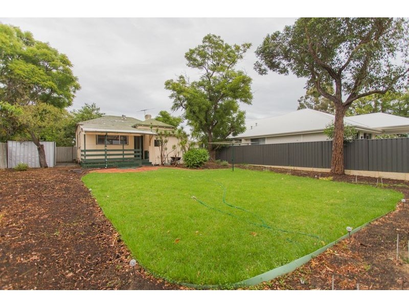 68 Dyson Street, Kensington WA 6151