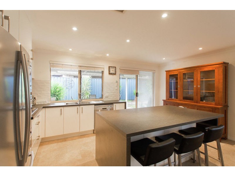 52 Conochie Crescent, Manning WA 6152