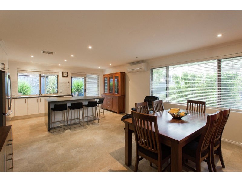 52 Conochie Crescent, Manning WA 6152