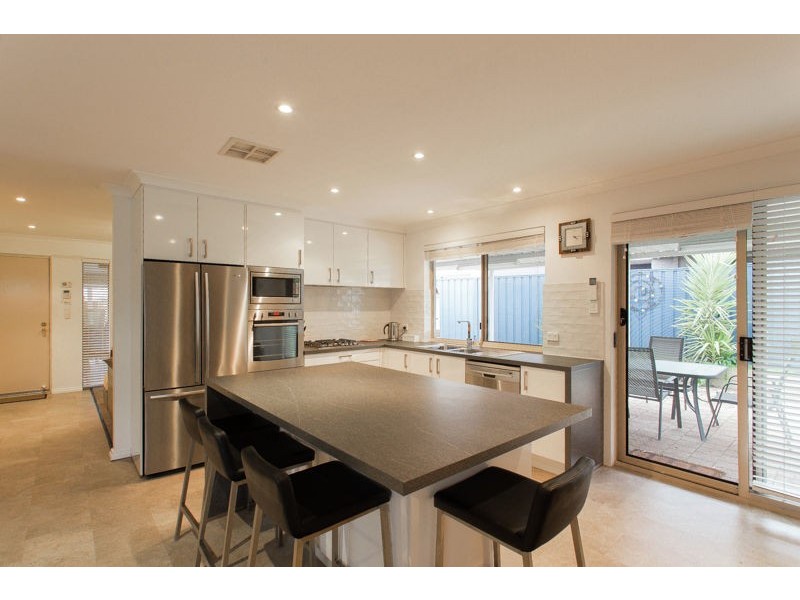 52 Conochie Crescent, Manning WA 6152