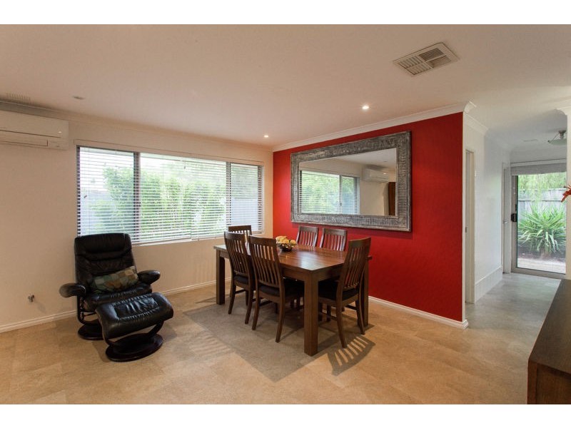 52 Conochie Crescent, Manning WA 6152