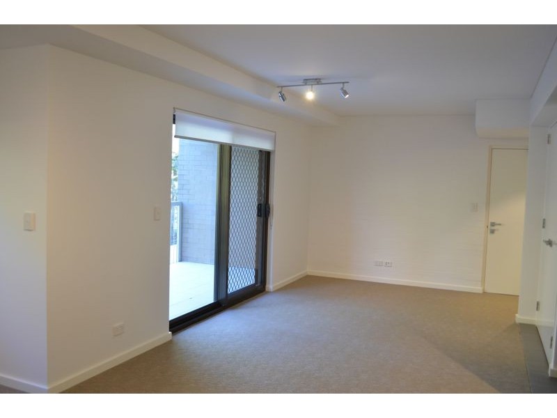 2/59 Breaksea Drive, North Coogee WA 6163