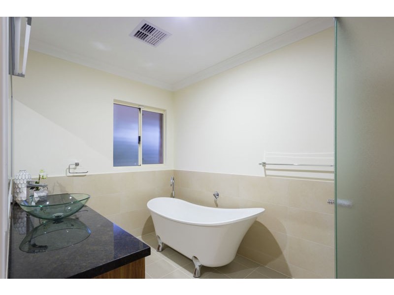 58 Kilkenny Circle, Waterford WA 6152