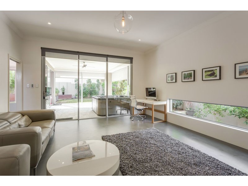 83A Thelma Street, Como WA 6152