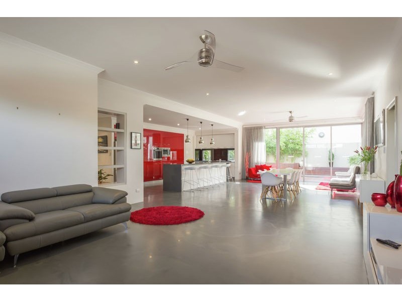 83A Thelma Street, Como WA 6152