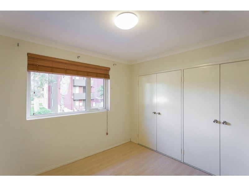 5/8 Tenth Avenue, Maylands WA 6051