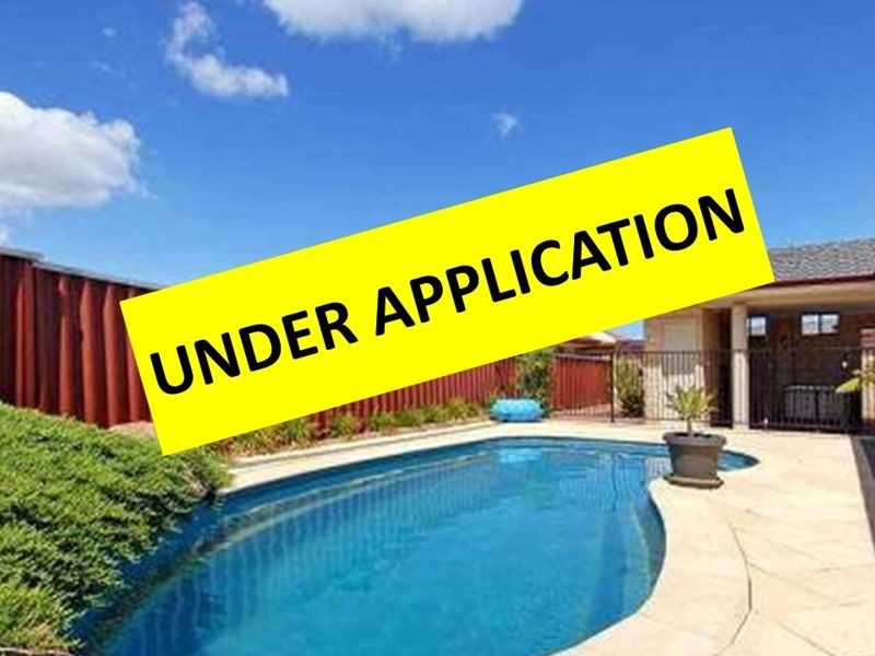 8 Wauhop Circle, Beeliar WA 6164