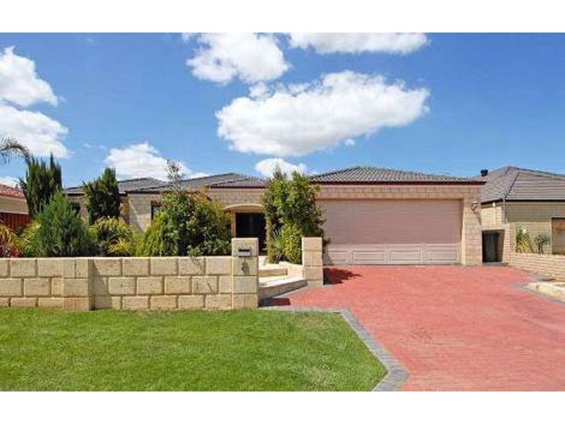 8 Wauhop Circle, Beeliar WA 6164