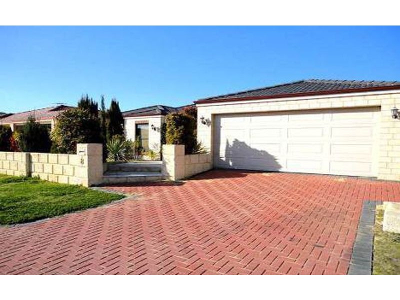 8 Wauhop Circle, Beeliar WA 6164