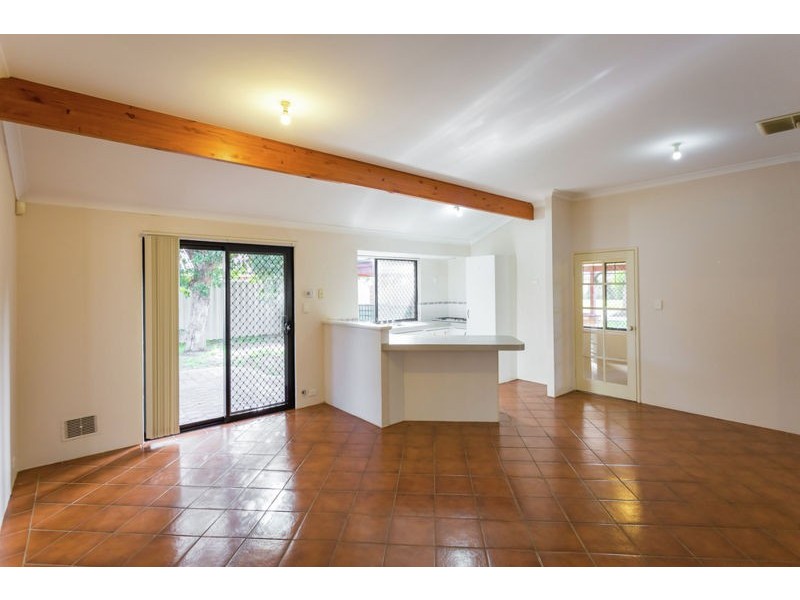 158 Gladstone Road, Rivervale WA 6103