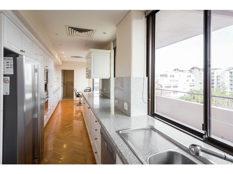 6/76 Mill Point Road, South Perth WA 6151