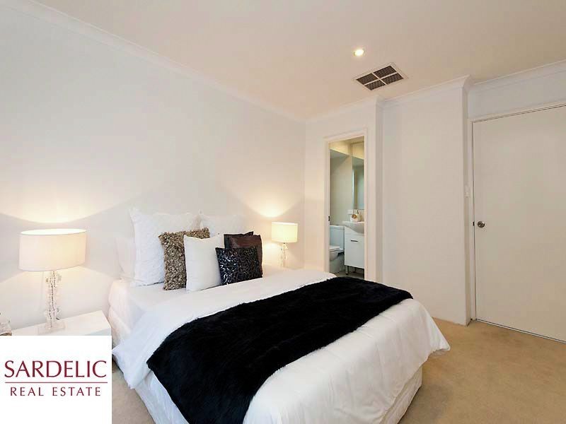 325B Preston Point Road, Attadale WA 6156