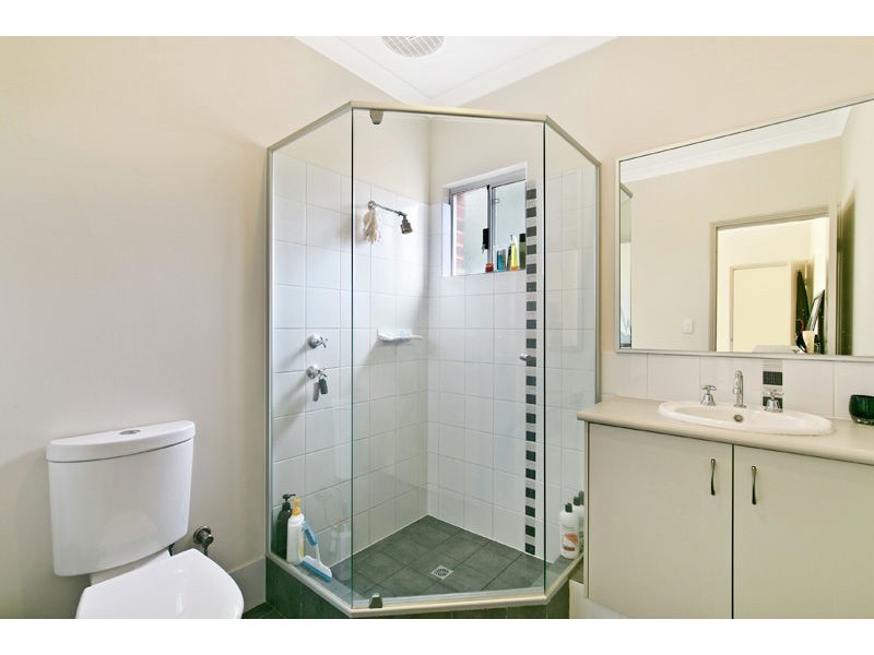 35B Clovelly Crescent, Lynwood WA 6147