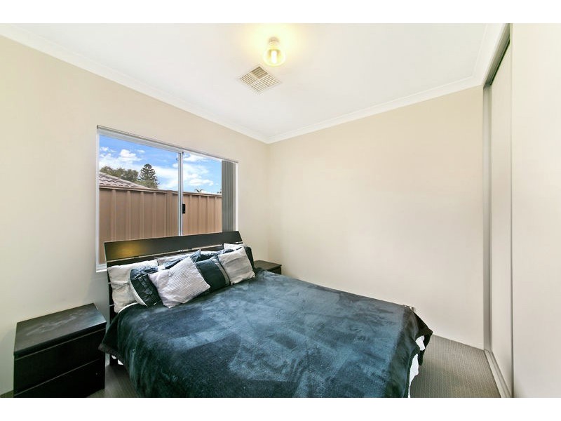 35B Clovelly Crescent, Lynwood WA 6147
