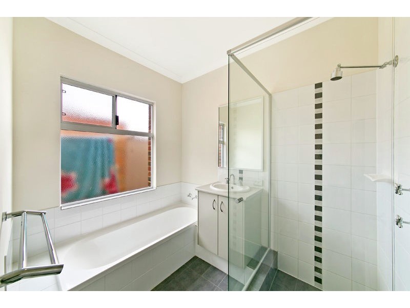 35B Clovelly Crescent, Lynwood WA 6147