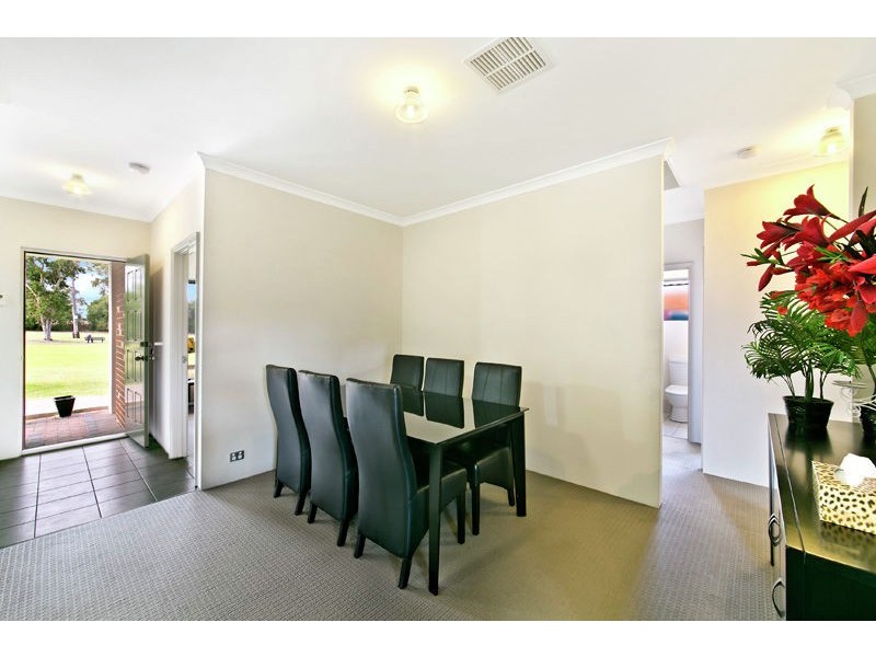 35B Clovelly Crescent, Lynwood WA 6147