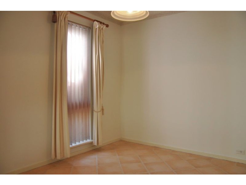 1/440 Canning Highway, Como WA 6152