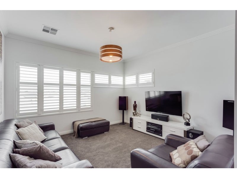 7 Anthus Corner, Waterford WA 6152