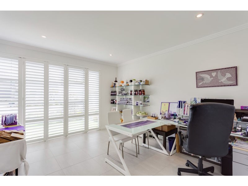 7 Anthus Corner, Waterford WA 6152